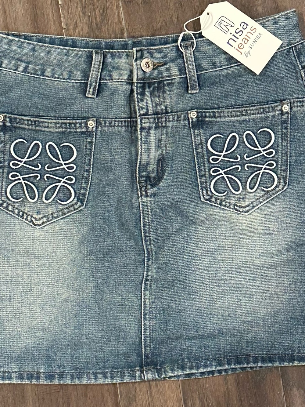 LW inspired Light Blue Embroidered Denim Mini Skirt size L